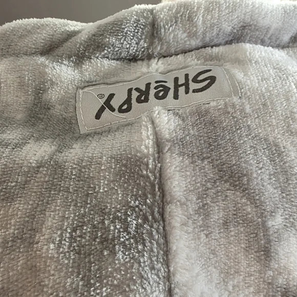 Sherpa Plush Hooded Jacket - Picture 5 of 7